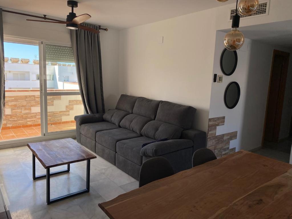 Encantador Atico Con Chimenea Y Piscina En Almeria Retamar  Exterior photo