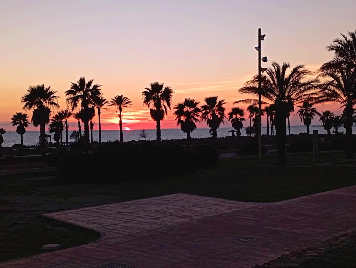 Encantador Atico Con Chimenea Y Piscina En Almeria Retamar  Exterior photo